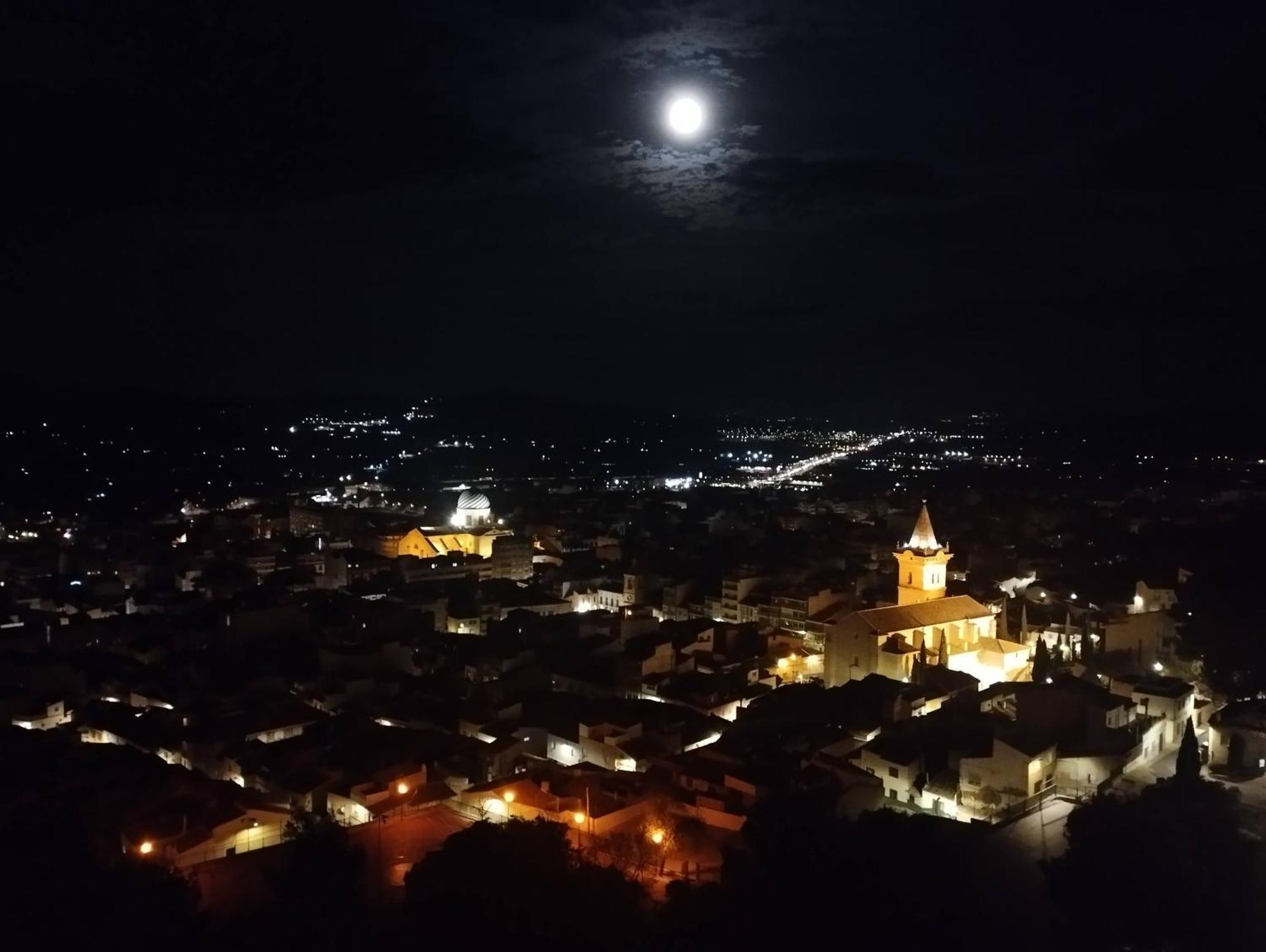 Alojamiento Turistico Casa Elvira 예끌라 외부 사진